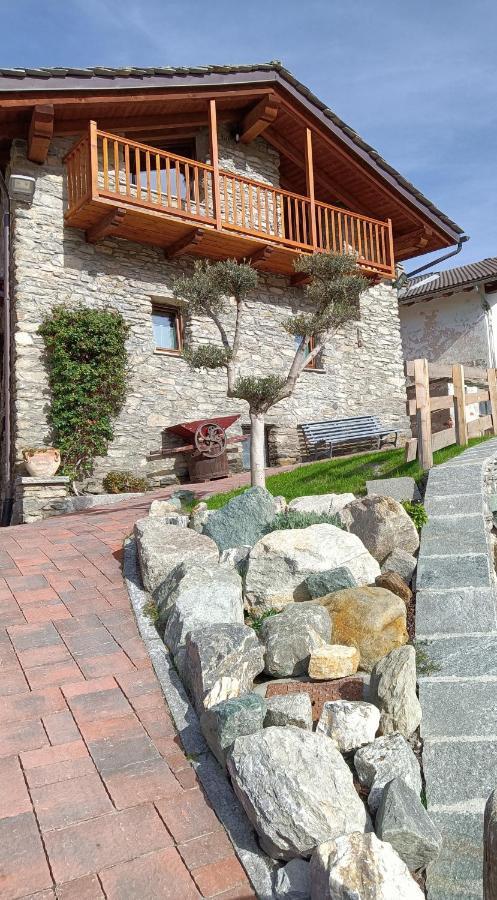 Le Temps Retrouve - Casa Tipica Con Giardino Holiday home Villeneuve