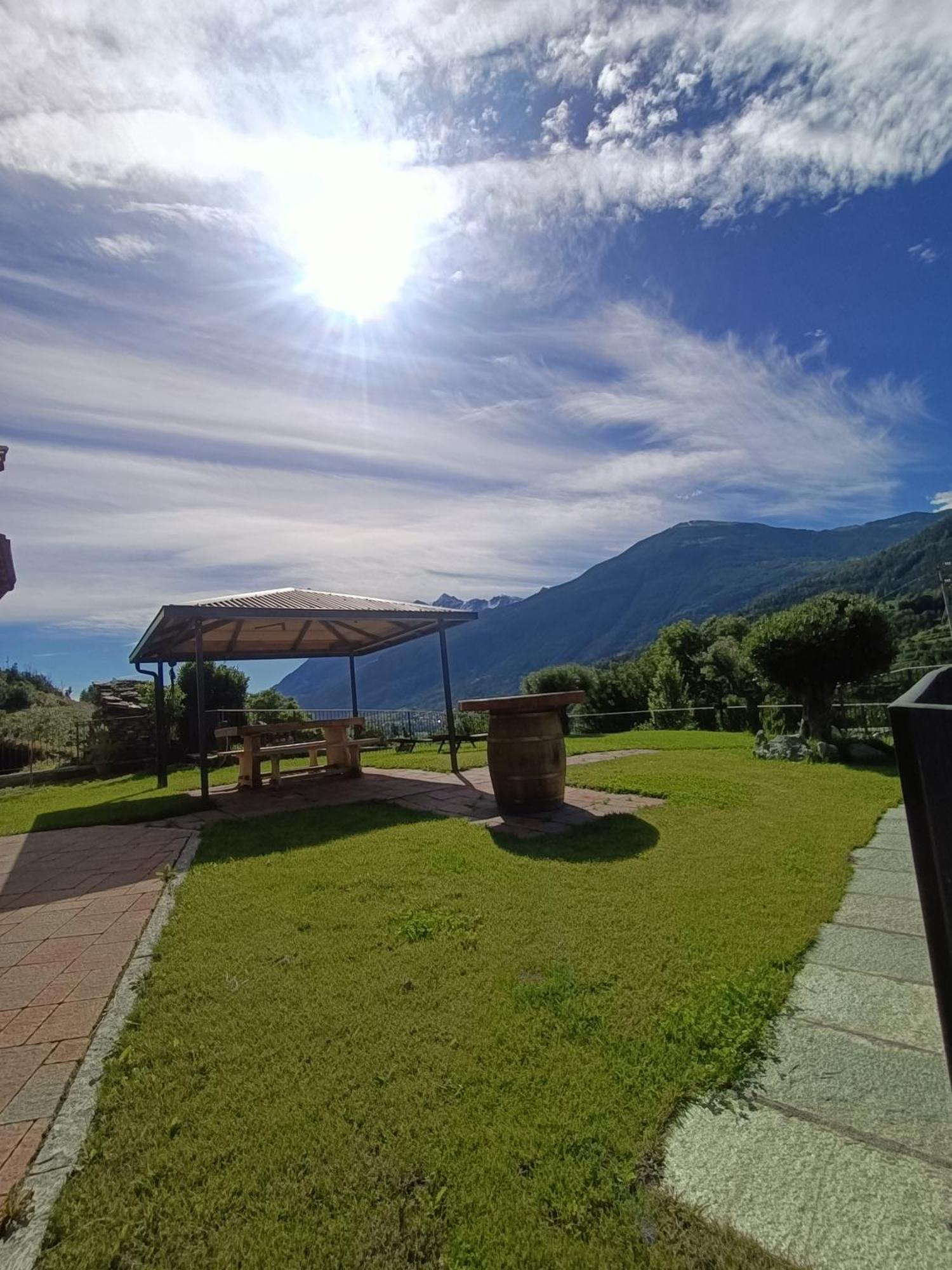 Holiday home Le Temps Retrouve - Casa Tipica Con Giardino Villeneuve